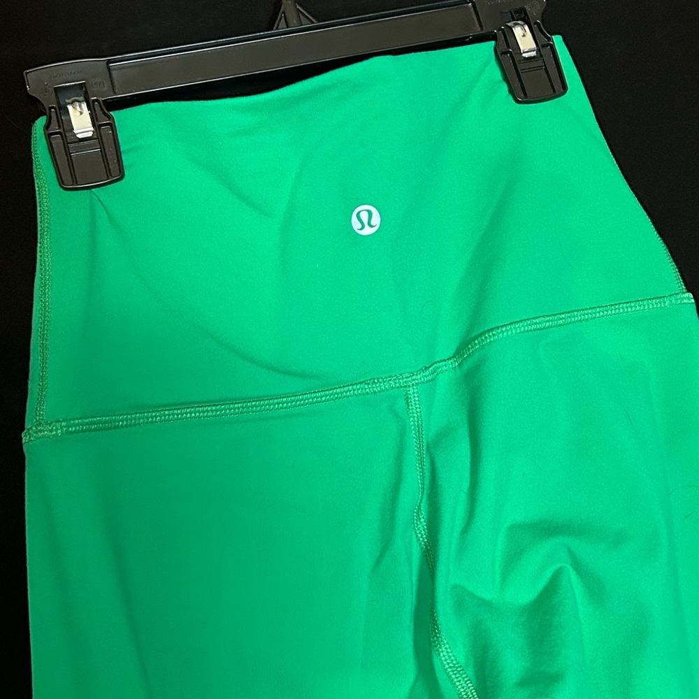 Lululemon Wunder Under Luon, size 4, green